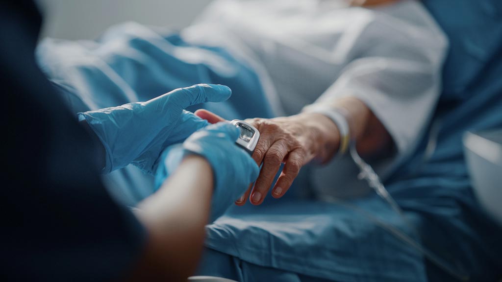 Analyse secondaire indépendante des données des essais randomisés Pfizer et Moderna présentés à la FDA pour l'approbation du vaccin, sur la base du nombre d'AESI