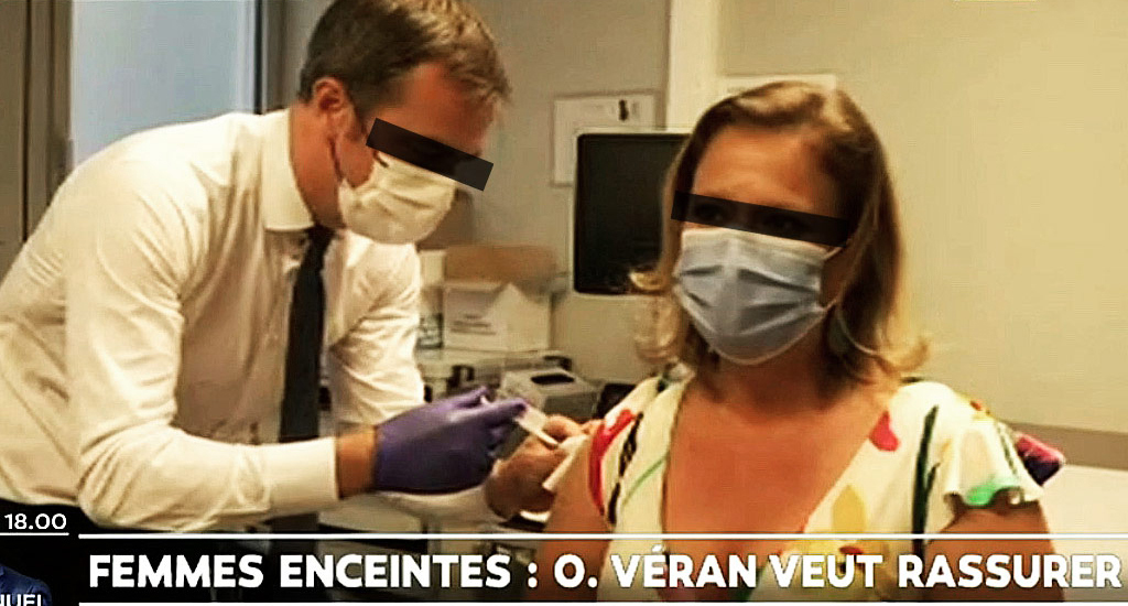 Vaccination de la députée Olivia Grégoire par le ministre de la Santé Olivier Véran, à l'hôpital Necker, pour inciter les femmes à se vacciner