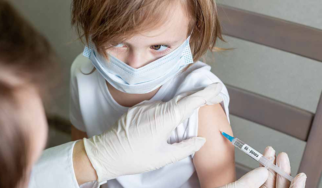 Vaccination pédiatrique contre le COVID-19