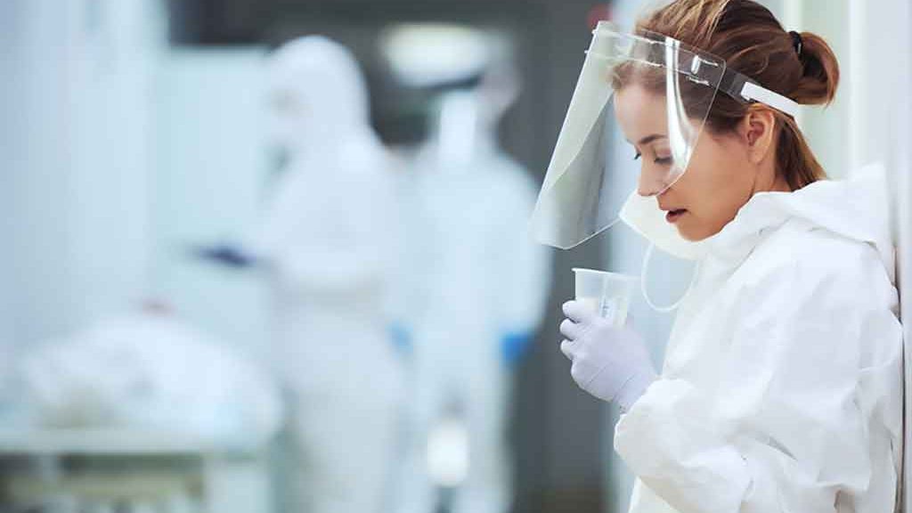 Soignante durant la pandémie de COVID-19