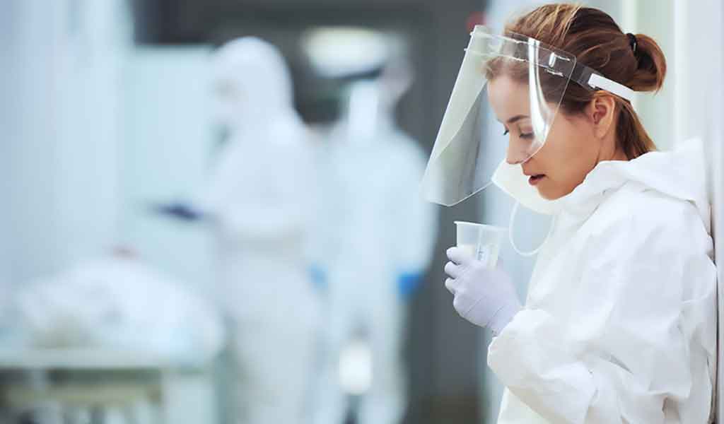 Soignante durant la pandémie de COVID-19