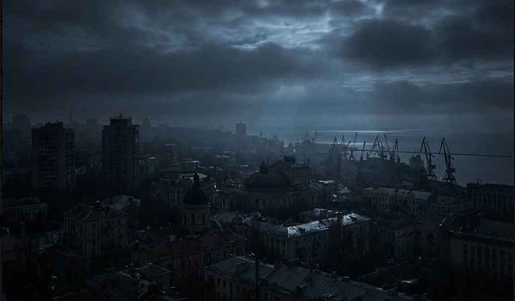 L'Ukraine dans le noir suite aux frappes russes ciblant son réseau énergétique