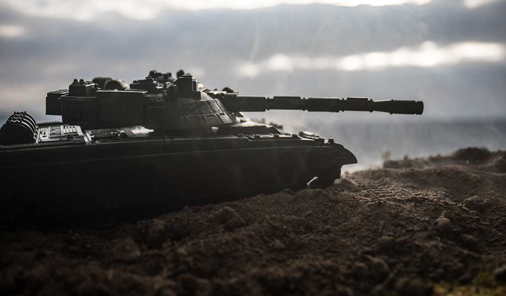 Maquette de char sur un terrain d'opération