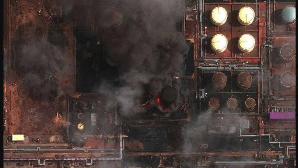 Attaque du port d'Oust-Louga (mer Baltique, région de Leningrad)), 31 mars 2026.