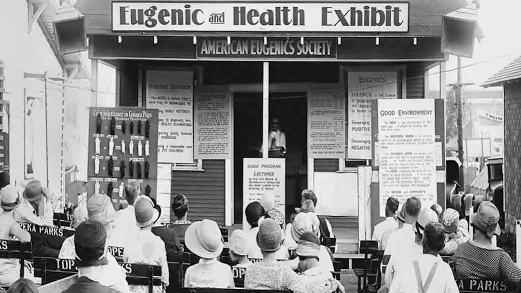 Exposition organisée par la Société américaine d'eugénime dan les années 1930. Source : https://www.youtube.com/watch?v=fhO1-NbVh7o