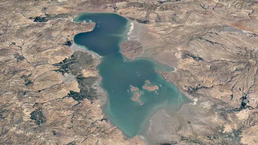 Lac d'Ourmia, Iran, 2007