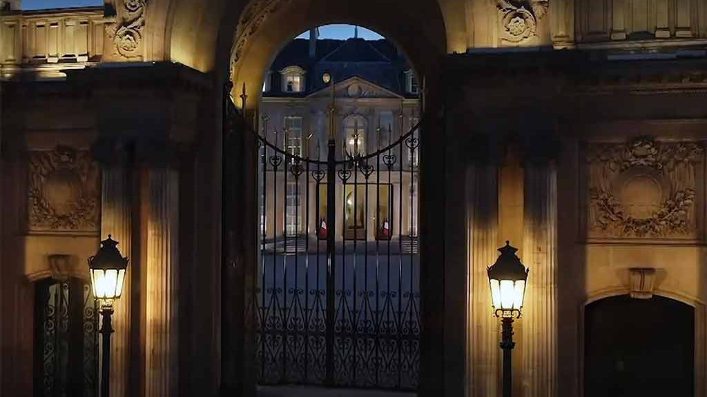 Palais de l'Élysée au crépuscule